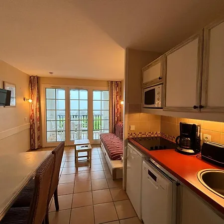 T2 Avec Piscine Sur La Corniche - Fr-1-239-1084 *